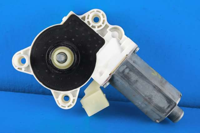 Ruteheis, kun motor, høyre foran til Mercedes E-Klasse 2002-2006 (Fase 1) (W211) (W211) (BOSCH|0 130 821 971|A 211 820 30 42|)