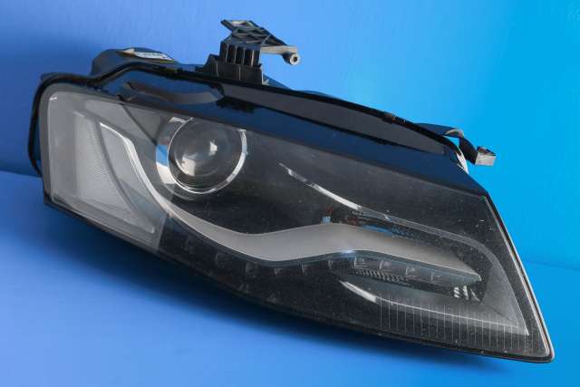 Frontlykt høyre xenon til Audi A4 2007-2014 (Type IV) (B8) (B8) (VAG|8K0 941 004 C|)