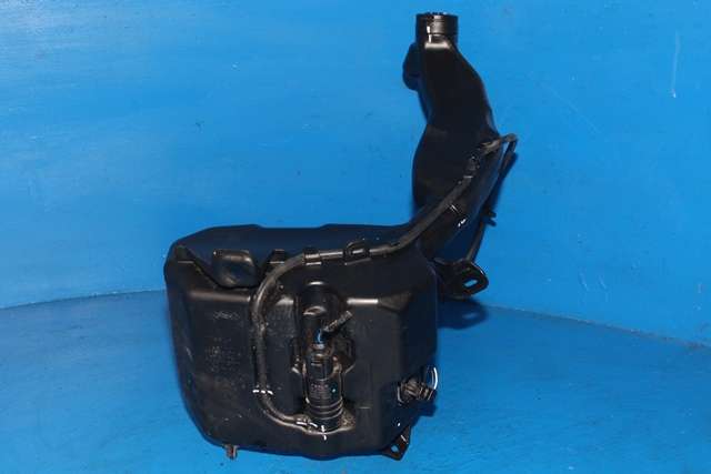 Spylertank foran til Tesla Model Y 2021-2024 (Type I) (TESLA|1607948-00-B|)