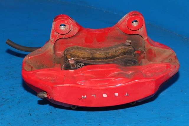 Bremsecaliper høyre foran til Tesla Model Y 2021-2024 (Type I) (TESLA|2288642-00-A|)