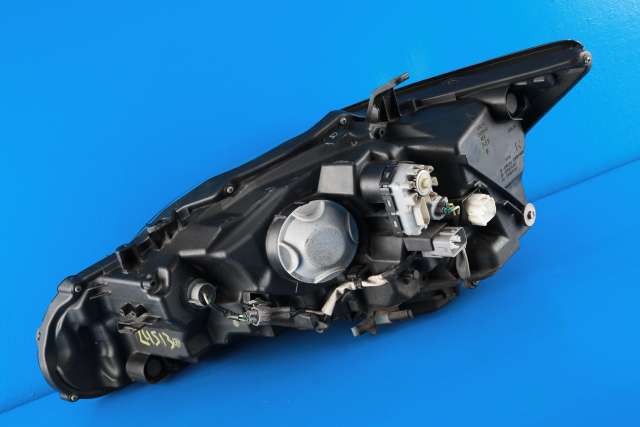 Frontlykt høyre xenon til Lexus CT 2010-2020