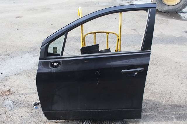 Dør venstre foran til Suzuki SX4 S-CROSS, 2013-->> (Type II)