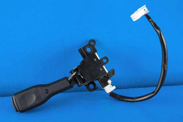 Bryter cruise control til Toyota RAV4 2009-2013 (Type III, Fase 2)