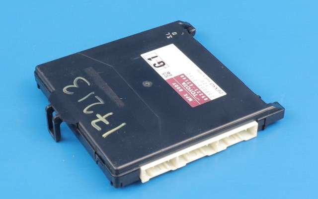 Styreenhet diverse til Toyota Prius, 2009-2016 (Type III) (COMBI) (COMBI) (TOYOTA|89221-47140)