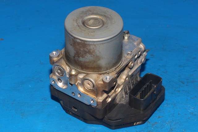 ABS sentral til Toyota RAV4, 2009-2013 (Type III, Fase 2) (ADVICS|133800-9830)