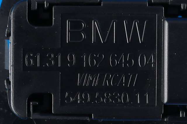 Bryter baklukeåpner til BMW 5-Serie 2010-2017 (F10/F11) (F10/F11) (BMW|61.31-9 162 645|)
