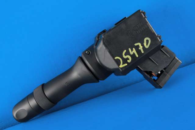 Bryter visker til Toyota RAV4 2009-2013 (Type III, Fase 2)  (TOYOTA|17F462-48190|)