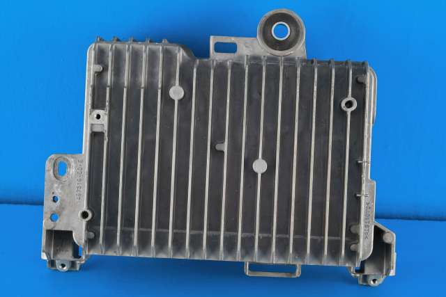 Styreenhet comfort (BCM) til Tesla Model Y 2021-2024 (Type I) (TESLA|1583991-03-C|)