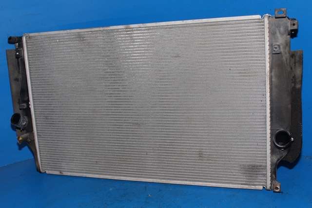 Radiator (manuell gir) til Toyota RAV4, 2009-2013 (Type III, Fase 2)