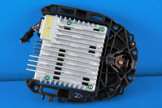 Parkeringskamera foran til Tesla Model S 2013-2016 (Fase 1)  (TESLA|1038482-99-I|)