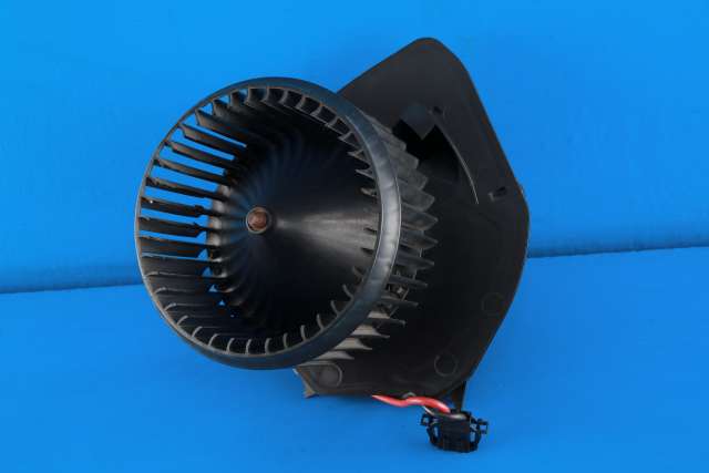 Varmeapparat motor til VW Transporter / Caravelle, 2015-2019 (T6) (T6) (VAG|7E1 820 021 B)