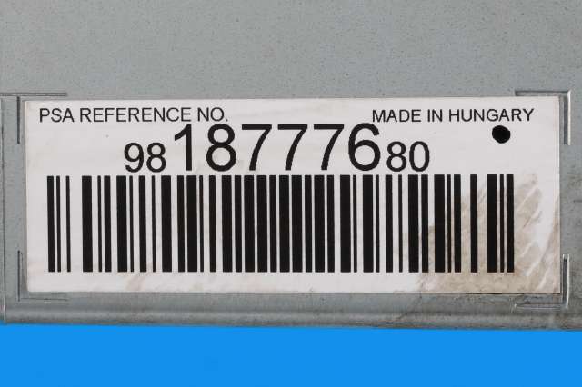 Bilstereo navigasjon til Toyota Proace City 2020-->> (PSA|98 187776 80|)