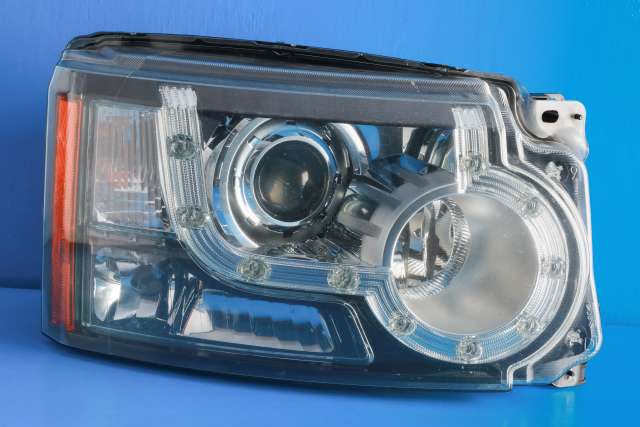 Frontlykt høyre xenon til Land Rover Discovery, 2009-2017 (Type IV) (LAND ROVER|AH22-13W029-MC)