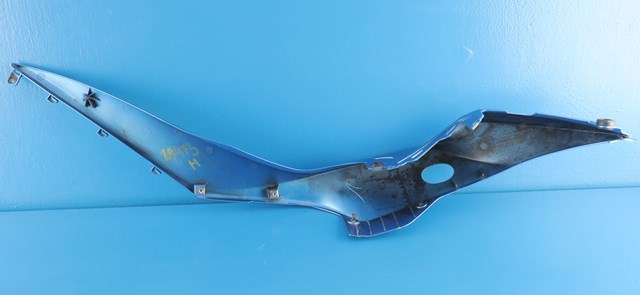 MC, Deksel, side høyre til MC Suzuki GSX-S125 2017-->> (SUZUKI|47311-23K0R|)