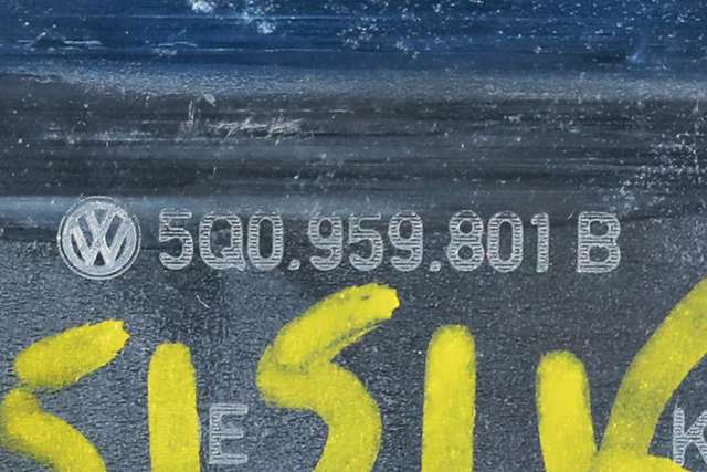 Ruteheis venstre foran til Škoda Octavia 2017-2020 (Type III, Fase 2) (VAG|5E0 837 461 B|5Q0 959 801 B|)