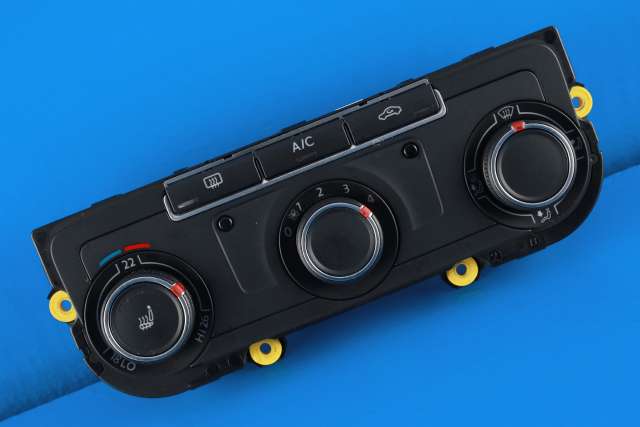 Varmeapparat betjening til VW Transporter / Caravelle 2015-2019 (T6) (T6) (HELLA|5HB 012 269-49|7E0 907 047 AF|)