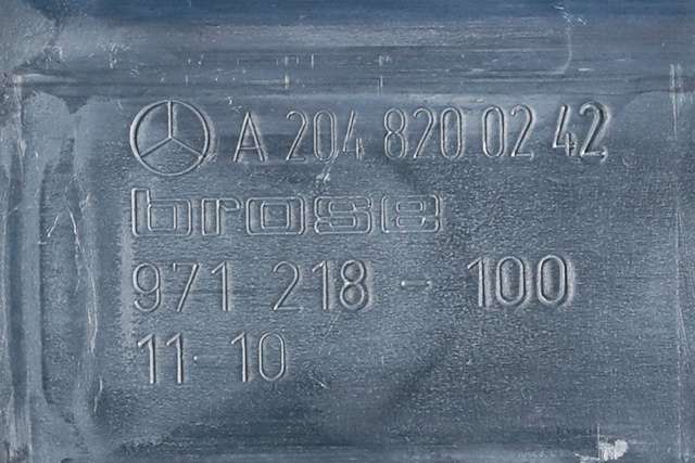 Ruteheis, kun motor, høyre foran til Mercedes C-Klasse 2011-2014 (Fase 2) (W204) (W204) (BOSCH|0 130 822 502|A 204 820 02 42|)