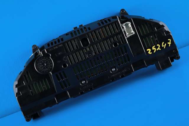 Instrumentpanel til Mercedes C-Klasse 2011-2014 (Fase 2) (W204) (W204) (MERCEDES|A 204 900 41 08|)