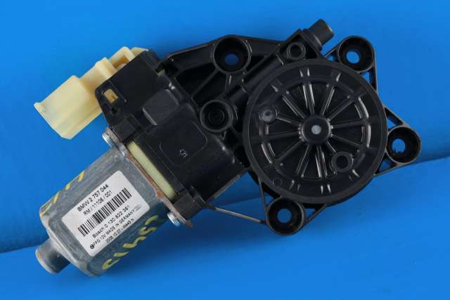 Ruteheis, kun motor, høyre foran til Mini One/Cooper 2007-2014 (R55-57) (R55-57) (BOSCH|0 130 822 381|2 757 044|)