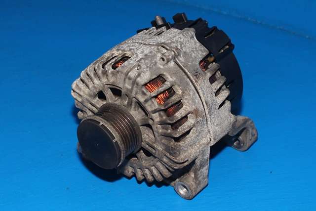 Dynamo diesel til BMW 1-Serie 2011-2015 (Fase 1) (F20/F21) (F20/F21) (VALEO|FG18S141|8 578 608. 14 VOLT - 180 AMP|)