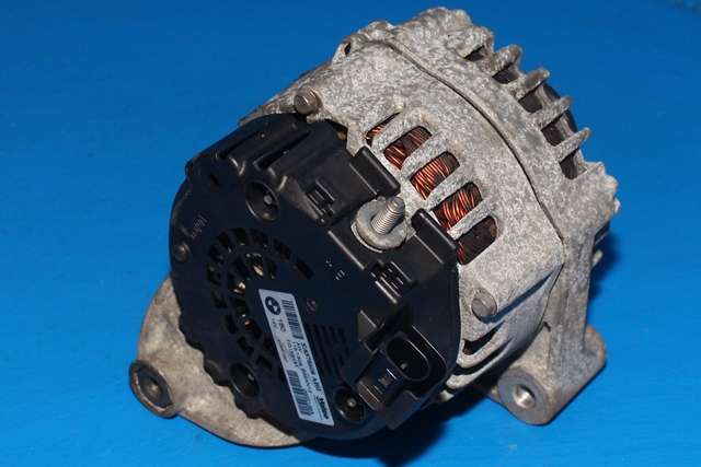 Dynamo diesel til BMW 1-Serie 2011-2015 (Fase 1) (F20/F21) (F20/F21) (VALEO|FG18S141|8 578 608. 14 VOLT - 180 AMP|)