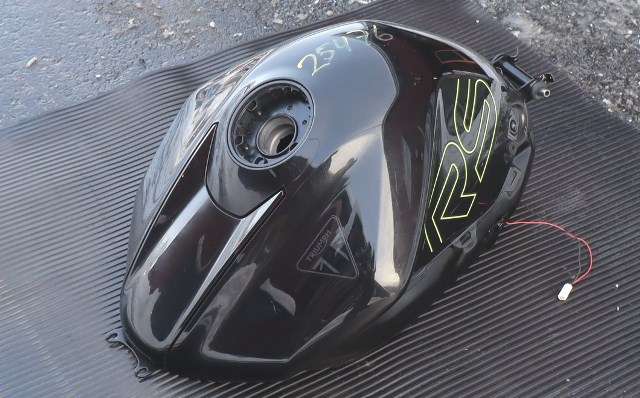 MC, Bensintank til MC Triumph Street Triple 2018-->> (Type III)