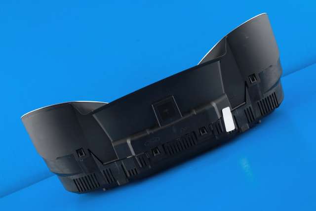 Instrumentpanel til Ford Focus 2014-2018 (Type III, Fase 2) (FORD|F1ET-10849-BJV|)