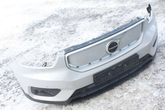 Støtfanger foran til Volvo XC40 2018-2024