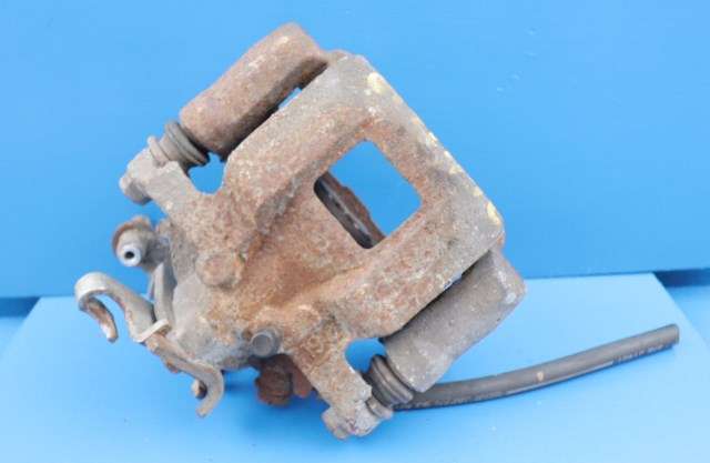 Bremsecaliper venstre bak til Mitsubishi Outlander, 2012-2015 (Type III, Fase 1)  