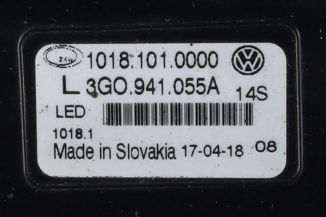 Kjørelys led venstre foran til VW Passat 2015-2019 (Fase 1) (B8) (B8) (VAG|3G0 941 055 A|)