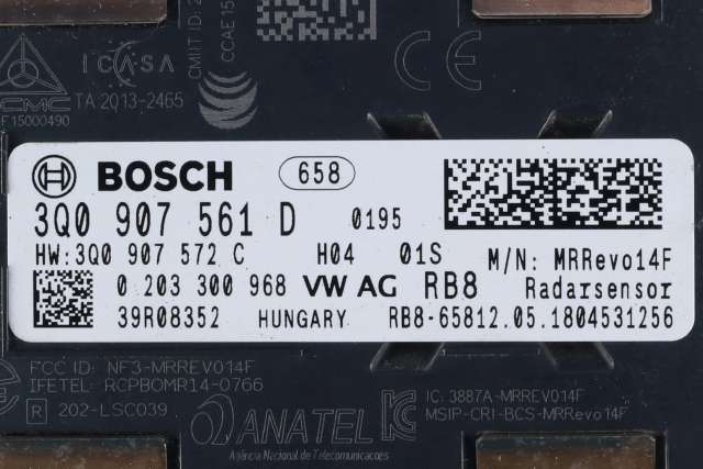Sensor radar til VW Passat 2015-2019 (Fase 1) (B8) (B8) (BOSCH|0 203 300 968|3Q0 907 561 D|)