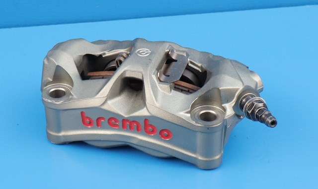 MC, Bremsecalipp foran høyre til MC Triumph Street Triple, 2018-->> (Type III) (BREMBO|)