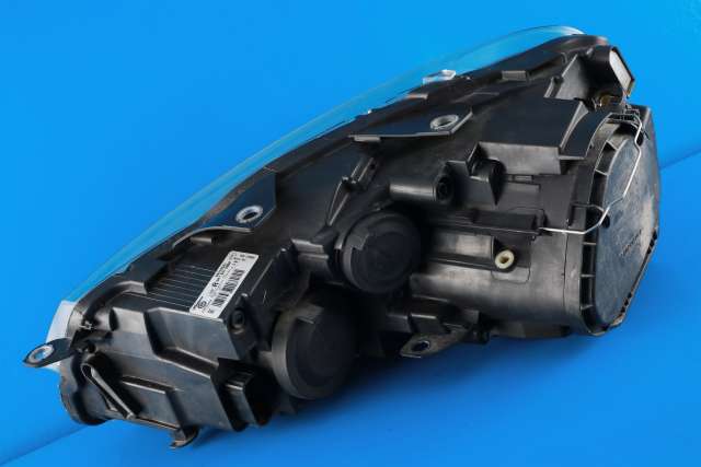 Frontlykt høyre halogen til VW Golf VI 2008-2012  (VAG|5K1 941 006 P|)