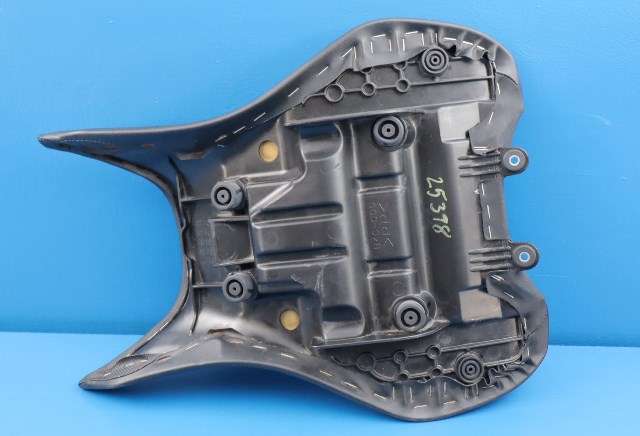 MC, Sal/sete, fremre til MC Yamaha MT-07 2021-->> (Naked) (Naked)