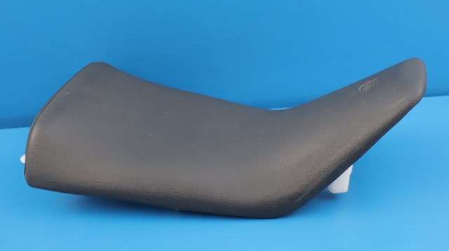 MC, Sal/sete, fremre til MC Husqvarna Svartpilen 125 0-->>