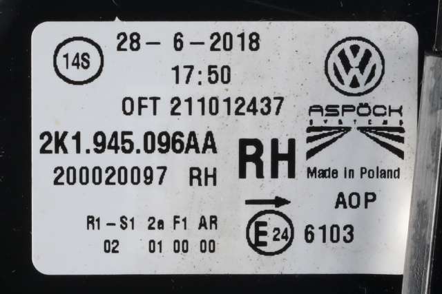 Baklykt høyre til VW Caddy 2015-2020 (Type III, Fase 3) (VAG|2K1 945 096 AA|)