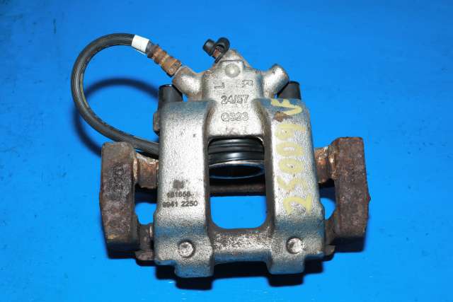 Bremsecaliper venstre foran til BMW 3-Serie, 2012-2018 (F30/F31/F34) (F30/F31/F34) 