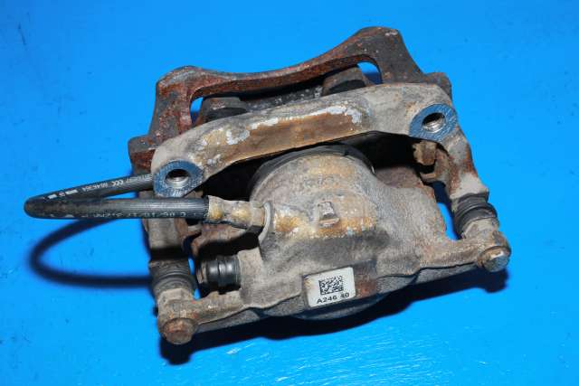 Bremsecaliper høyre foran til Mercedes GLA 2014-2020 (X156) (X156)