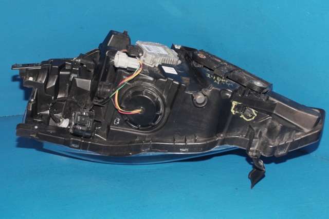 Frontlykt høyre halogen til Nissan Leaf 2011-2017 (Type I) (NISSAN|26010-3NA3C|)