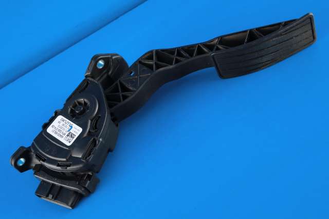 Pedal gass til Suzuki SX4 S-CROSS 2013-->> (Type II) (HELLA|6PV 009 074-09|49400-68L51|)