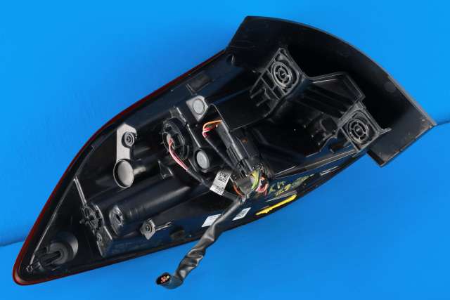 Baklykt høyre ytre til Hyundai Tucson 2015-2020  (HYUNDAI|92402-D7600|)