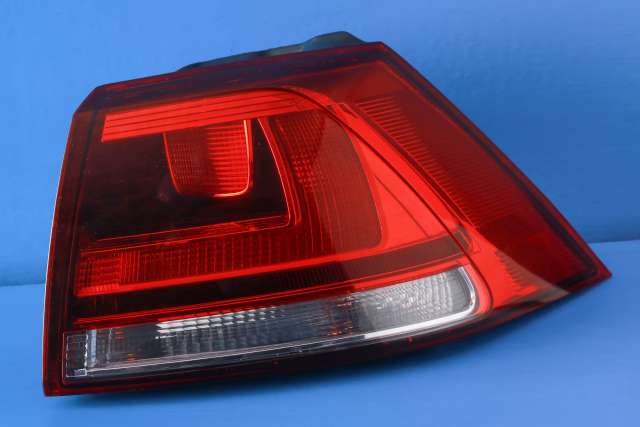 Baklykt høyre ytre til VW Golf VII, 2012-2017 (Fase 1)  (VAG|5G0 945 096 P)