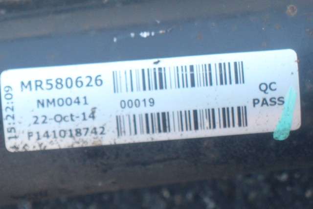 Mellomaksel fremre til Mitsubishi L200 2006-2015 (Type IV)  (MITSUBISHI|MR580626|)