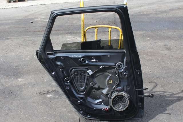 Dør venstre bak til Audi A4, Allroad 2009-2016 (Type I) (B8) (B8) 