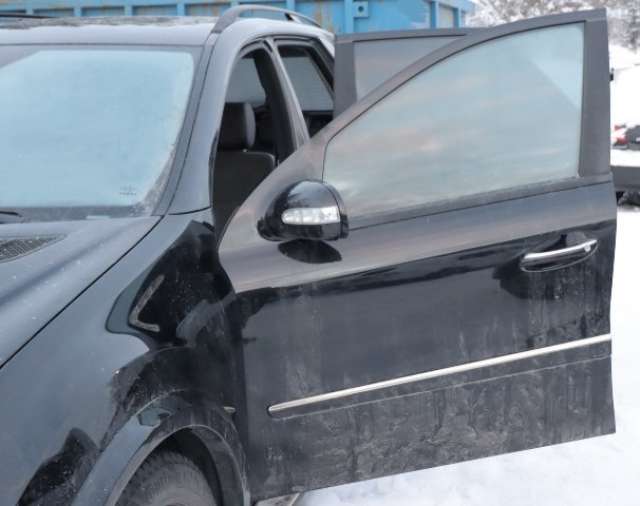 Dør venstre foran til Mercedes ML, 2005-2011 (W164) (W164) 