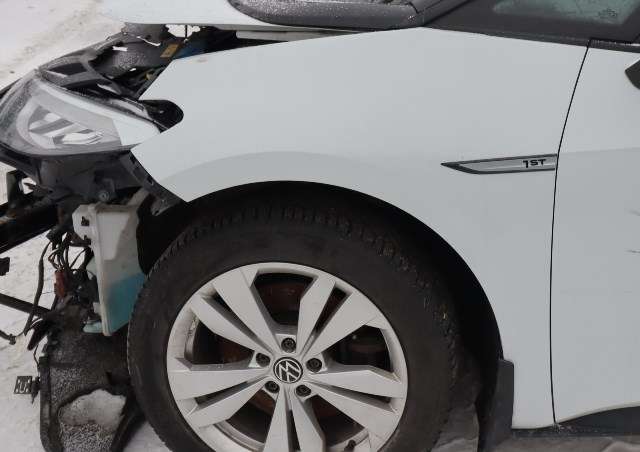 Skjerm venstre foran til VW ID.3, 2020-->>  