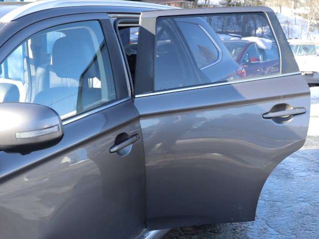 Dør venstre bak til Mitsubishi Outlander, 2015-->> (Type III, Fase 2)  