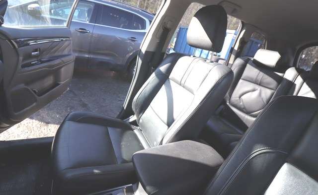 Sete foran høyre til Mitsubishi Outlander, 2015-->> (Type III, Fase 2)  