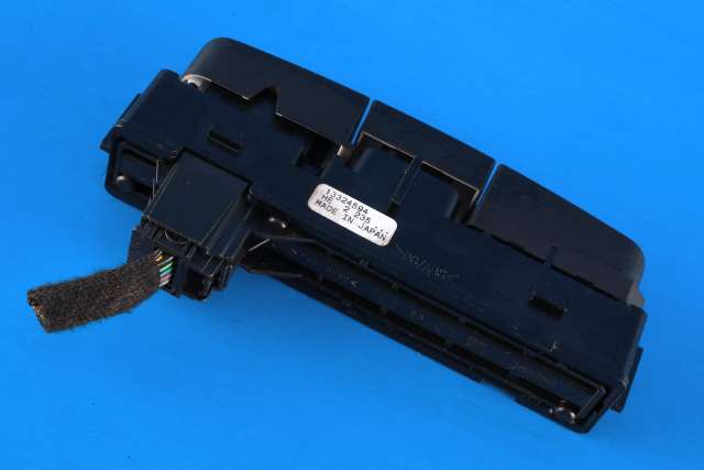 Bryter nødblink til Opel Insignia A 2009-2014  (GM|13 324 594|)