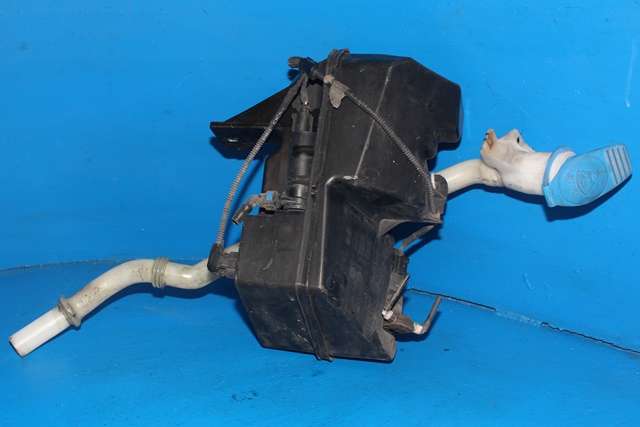 Spylertank foran til VW Transporter / Caravelle 2015-2019 (T6) (T6) (VAG|7E0 955 453 D|)